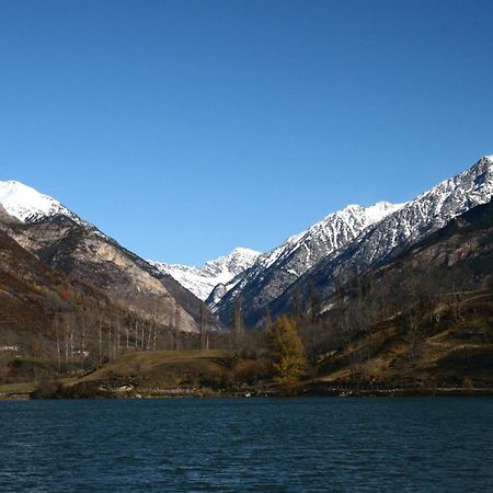 Отель Tres Picos Эристе Экстерьер фото